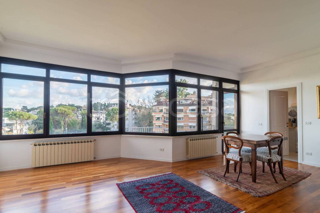 appartamento in vendita a Roma