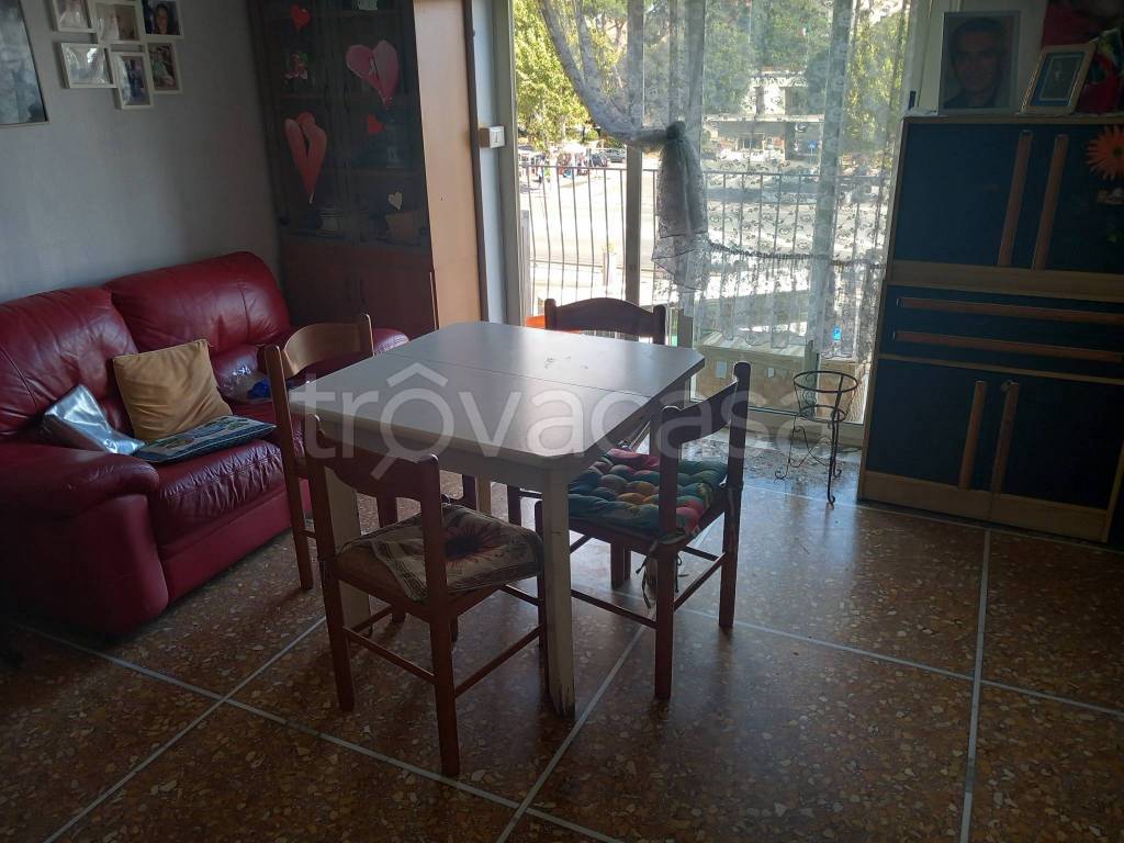 appartamento in vendita a Roma in zona Cinecittà