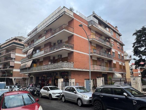 appartamento in vendita a Roma in zona Monte Sacro/Talenti