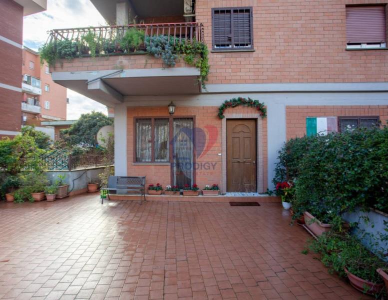 appartamento in vendita a Roma