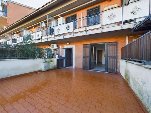 casa indipendente in vendita a Roma in zona Torrino