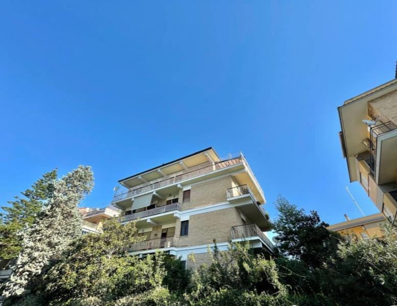 appartamento in vendita a Roma in zona Portuense