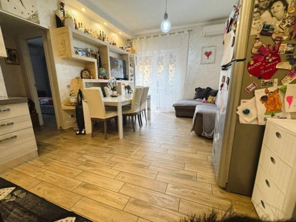 appartamento in vendita a Roma in zona Torre Angela