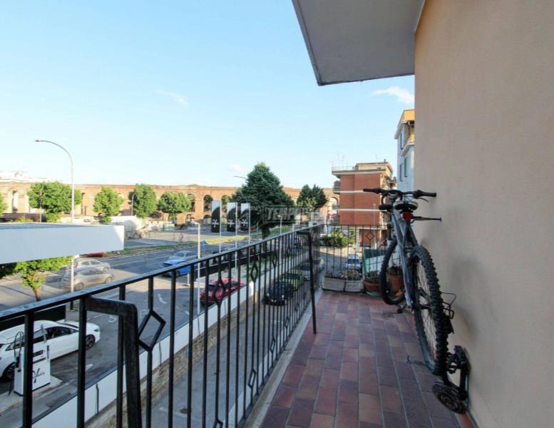 appartamento in vendita a Roma in zona Prenestino-Centocelle