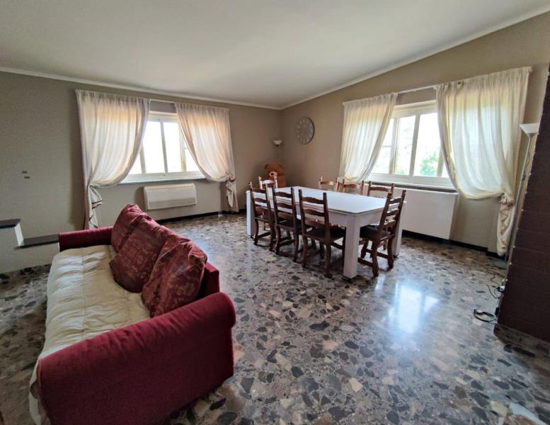 appartamento in vendita a Roma in zona Piana del Sole