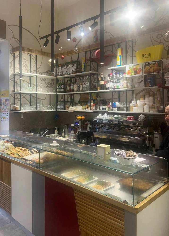 negozio in vendita a Roma in zona Rione Prati