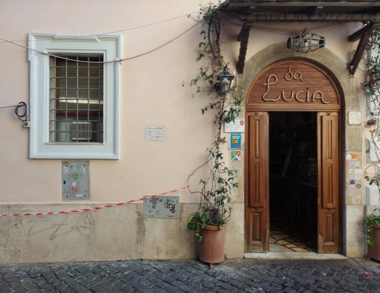 negozio in vendita a Roma in zona Trastevere
