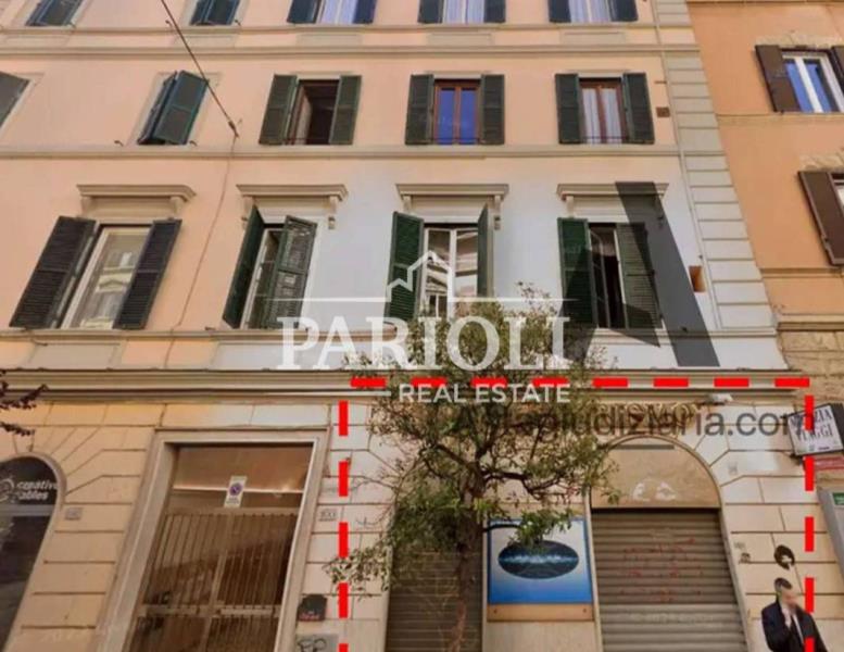 locale commerciale in vendita a Roma in zona Trieste