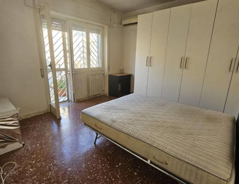 appartamento in vendita a Roma in zona Tuscolano