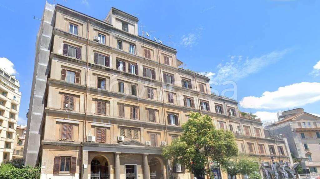 appartamento in vendita a Roma in zona Nomentano