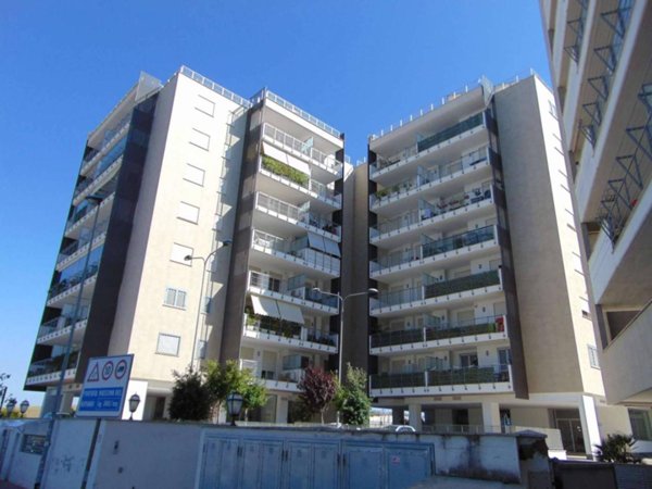 appartamento in vendita a Roma in zona Giuliano Dalmata