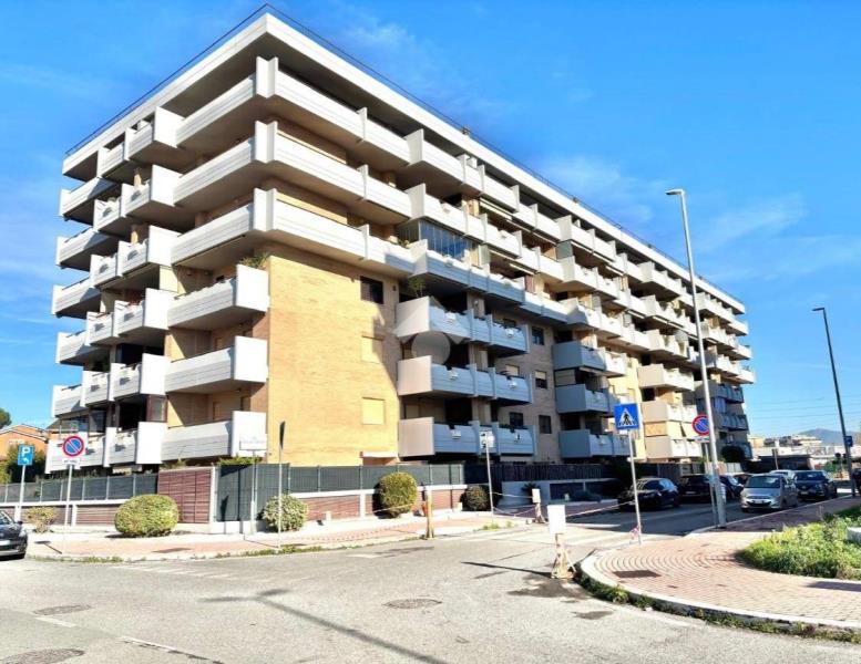 appartamento in vendita a Roma in zona Tor Sapienza