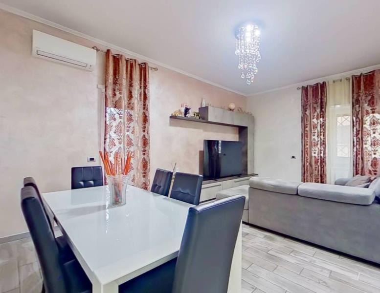 appartamento in vendita a Roma in zona Ostia