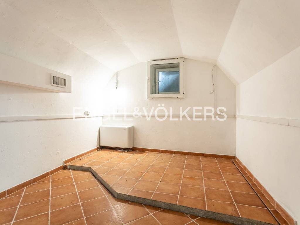 appartamento in vendita a Roma in zona Parione/Sant'Eustachio