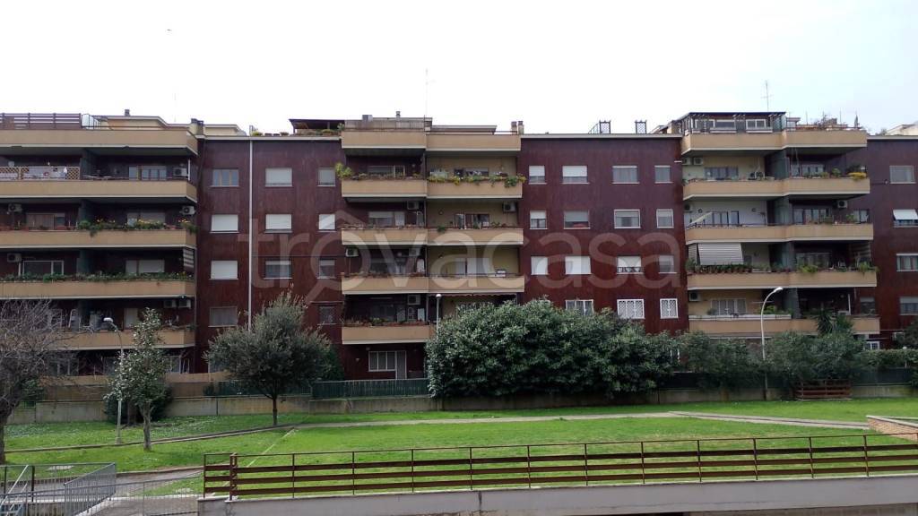 appartamento in vendita a Roma in zona Torrino