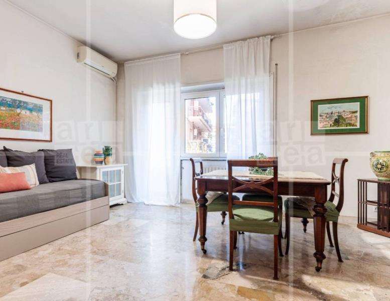 appartamento in vendita a Roma in zona Gianicolense