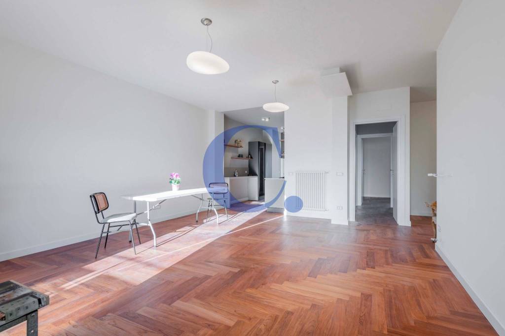 appartamento in vendita a Roma in zona Ardeatino