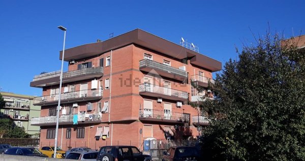 appartamento in vendita a Roma in zona Tor Vergata/Torrenova