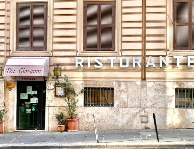 negozio in vendita a Roma in zona Ludovisi/Sallustiano
