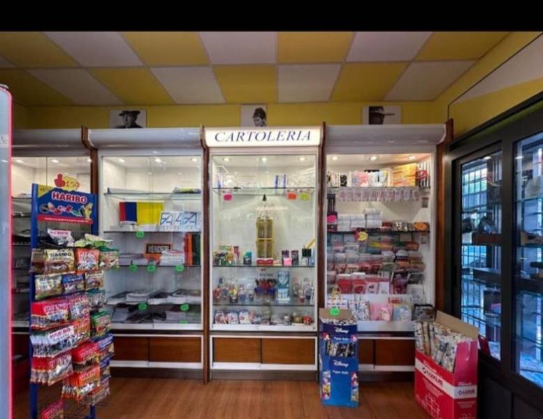 negozio in vendita a Roma