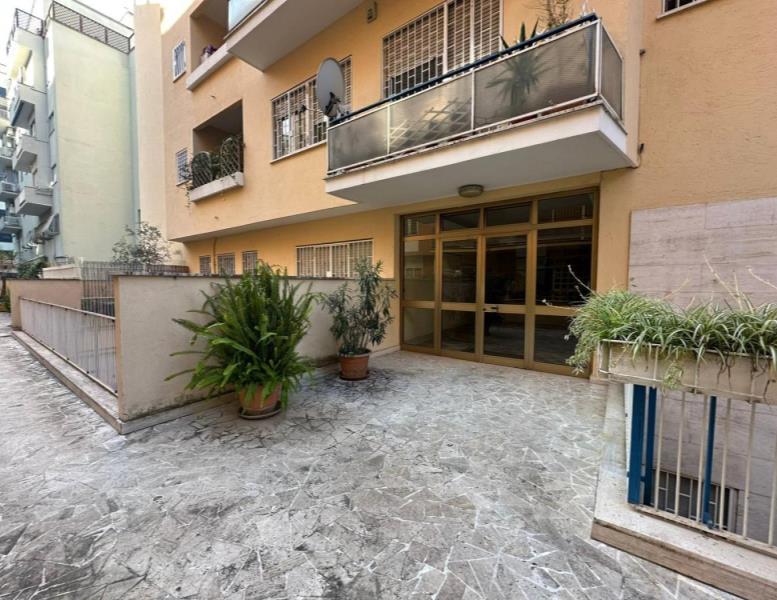 appartamento in vendita a Roma in zona Trieste