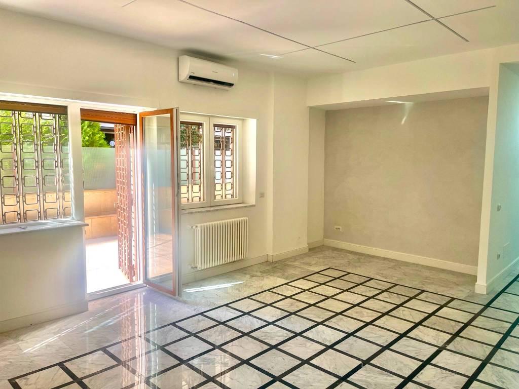 appartamento in vendita a Roma in zona Salario