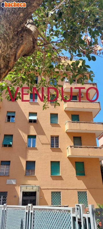 appartamento in vendita a Roma in zona Dragona/Bagnoletto