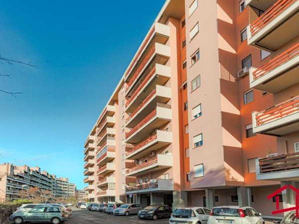 appartamento in vendita a Roma in zona Spinaceto