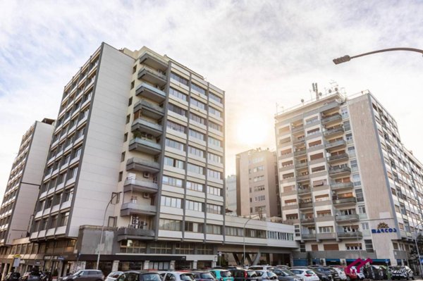 appartamento in vendita a Roma in zona EUR