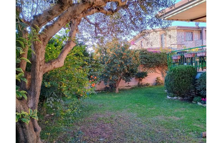 casa indipendente in vendita a Roma in zona Acilia
