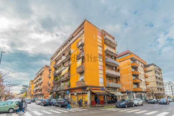 appartamento in vendita a Roma in zona Prenestino-Centocelle