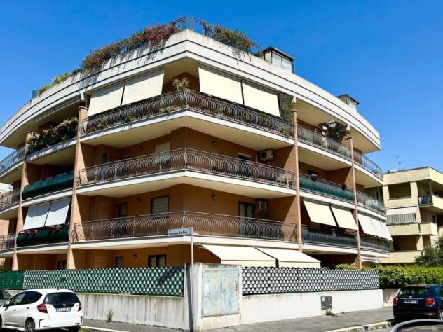 appartamento in vendita a Roma in zona Ponte di Nona