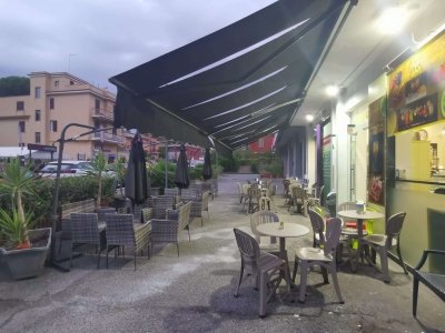 negozio in vendita a Roma in zona La Pisana