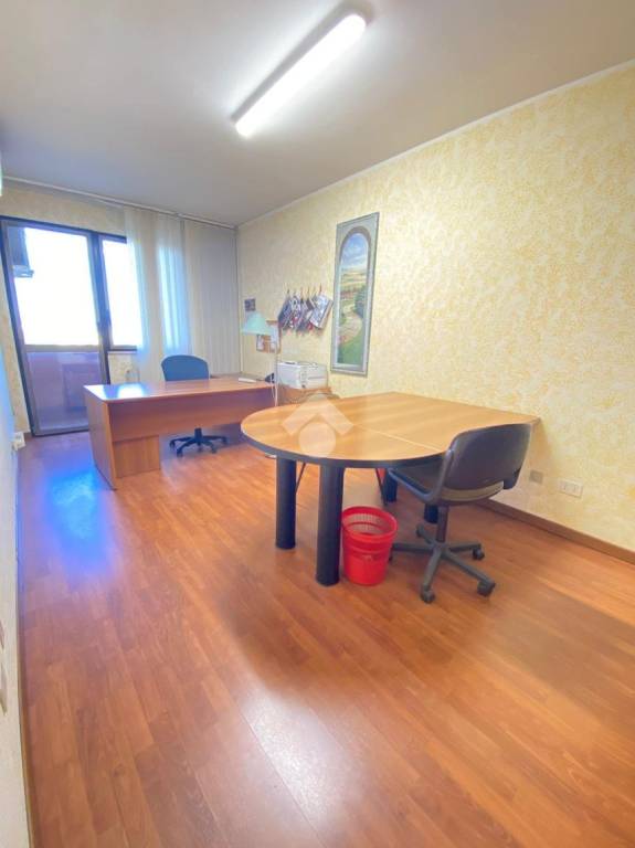 ufficio in vendita a Roma in zona Tor Sapienza
