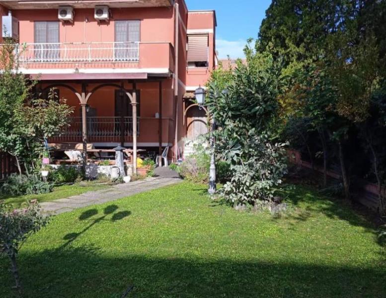 casa indipendente in vendita a Roma in zona Tor Sapienza