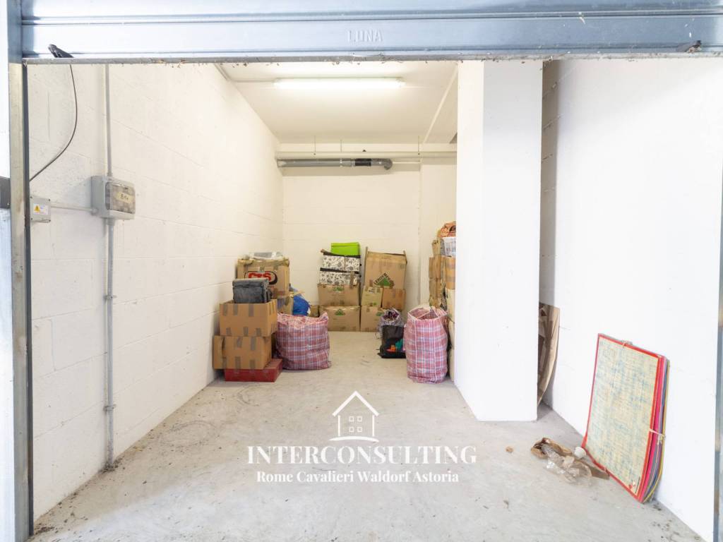 casa indipendente in vendita a Roma in zona Pantan Monastero