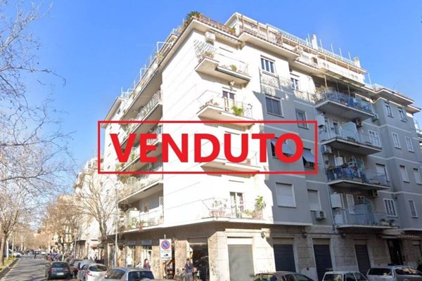 appartamento in vendita a Roma in zona Appio Claudio