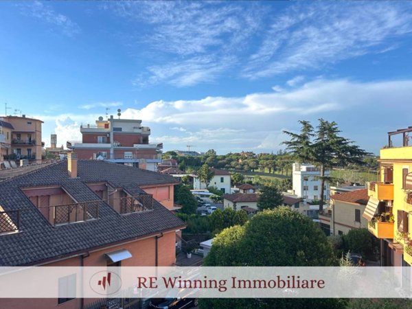 appartamento in vendita a Roma in zona Colle del Sole