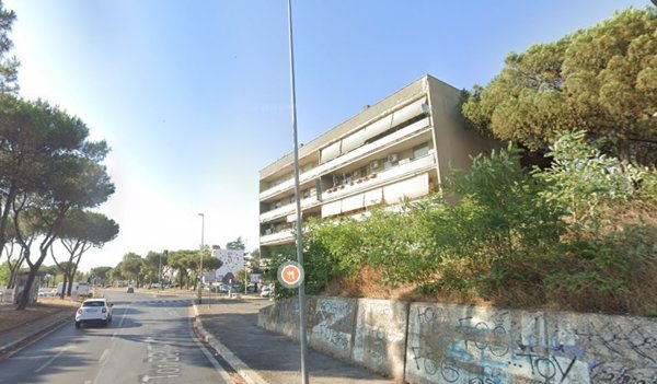 appartamento in vendita a Roma in zona Tor Bella Monaca