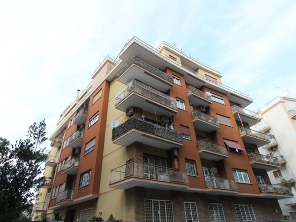 appartamento in vendita a Roma in zona Aurelio