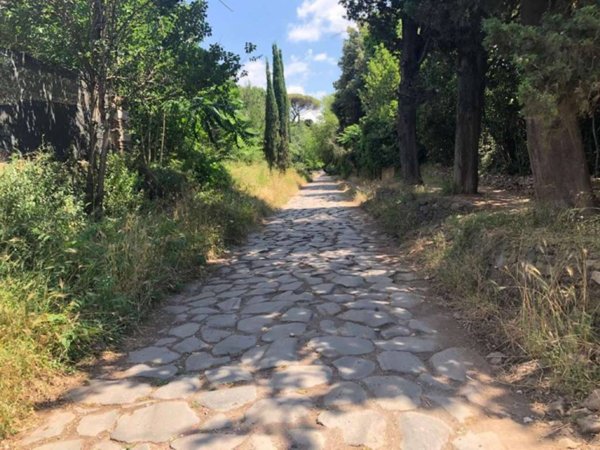 casa indipendente in vendita a Roma in zona Ardeatino