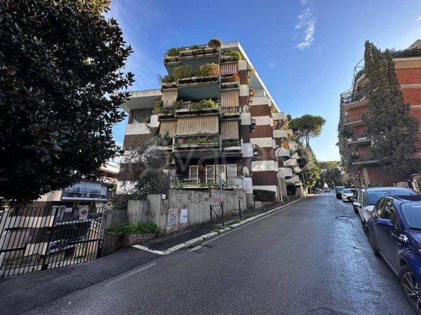 casa indipendente in vendita a Roma in zona Portuense
