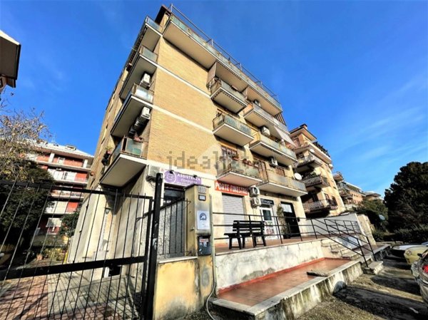 locale di sgombero in vendita a Roma in zona Monte Sacro/Talenti