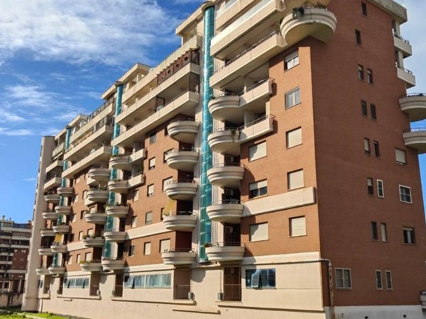 appartamento in vendita a Roma in zona Acilia