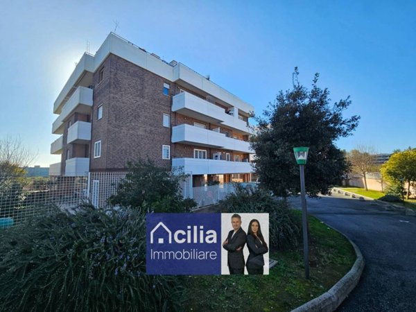 appartamento in vendita a Roma in zona Acilia