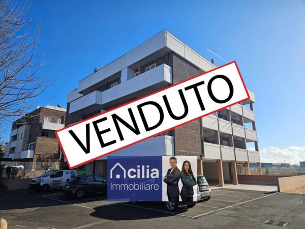 appartamento in vendita a Roma in zona Acilia