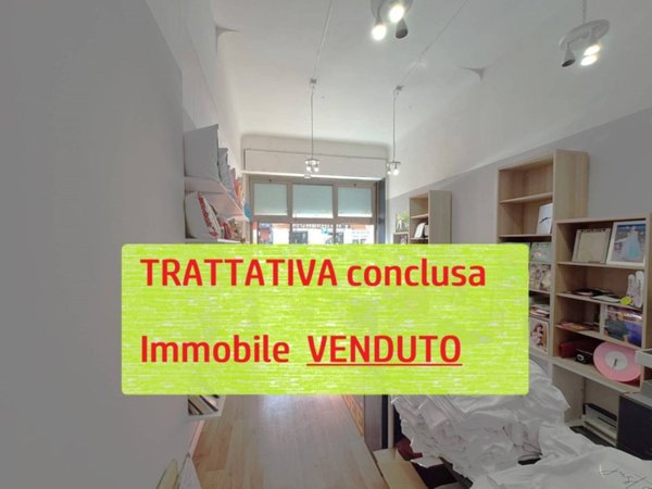 negozio in vendita a Roma in zona Prenestino-Centocelle
