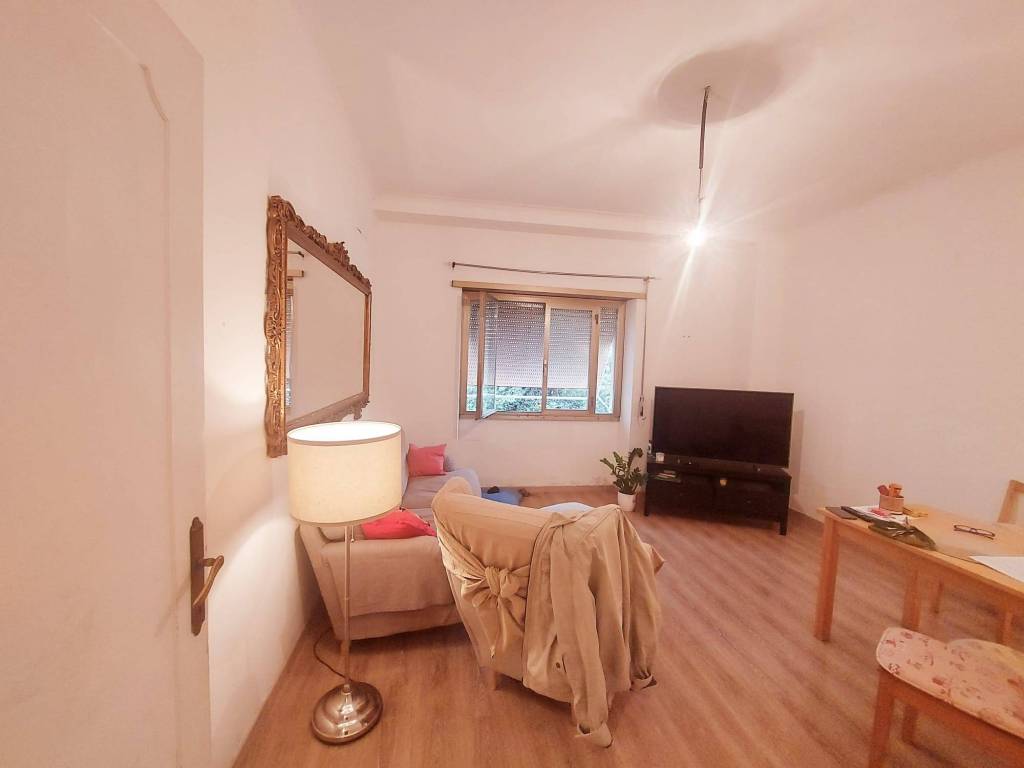 appartamento in vendita a Roma in zona Gianicolense