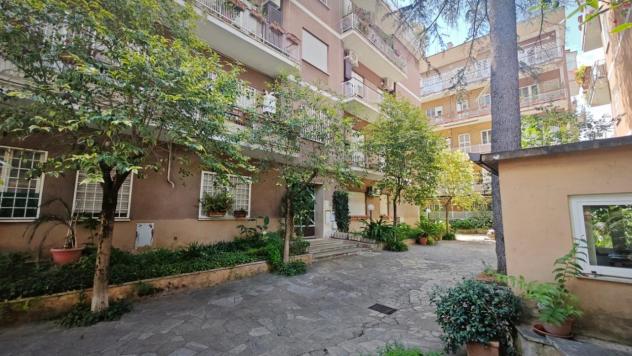 appartamento in vendita a Roma in zona Gianicolense