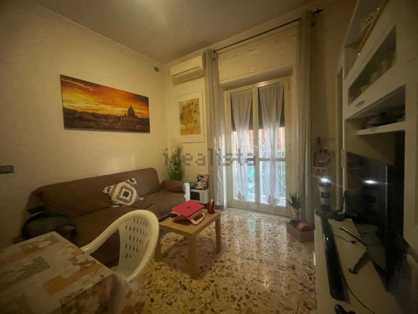 appartamento in vendita a Roma in zona Torre Angela